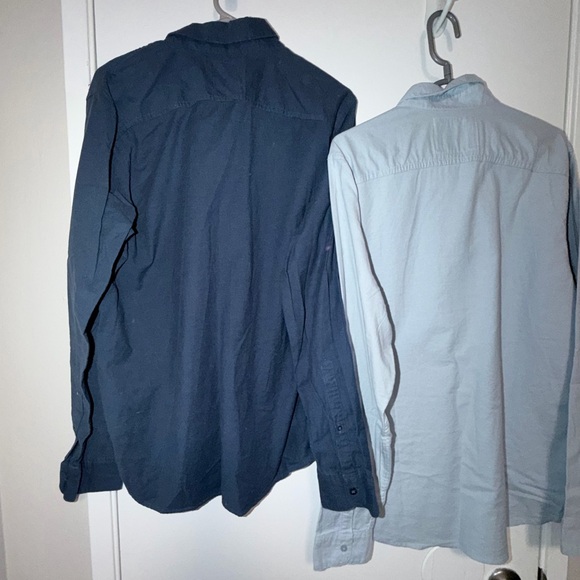 Bundle of 2 Men’s Hollister Button-Down Shirts (Size L)Excellent Condition - Picture 2 of 13